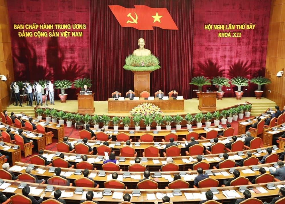 Chống “chạy” để cán bộ không “ngã”