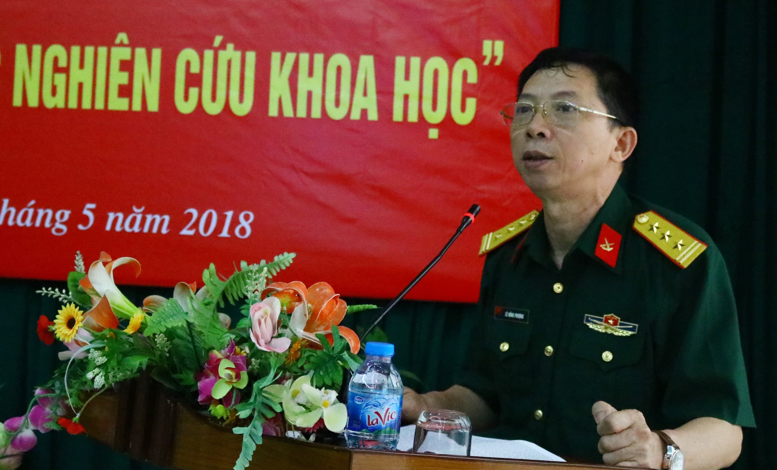 Tọa đàm “Tuổi trẻ với công tác nghiên cứu khoa học”