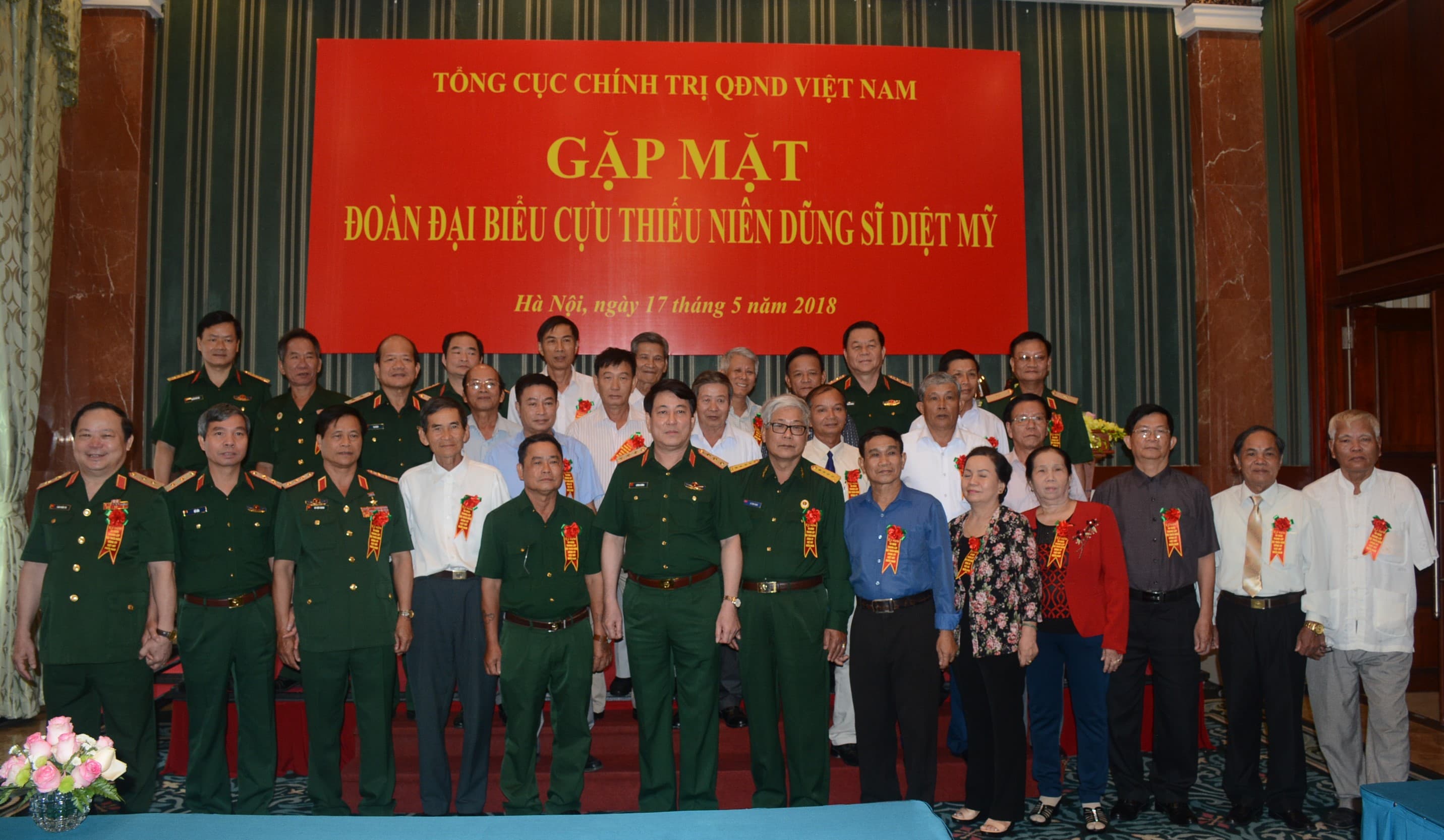 Tổng cục Chính trị gặp mặt Đoàn đại biểu cựu thiếu niên dũng sĩ diệt Mỹ