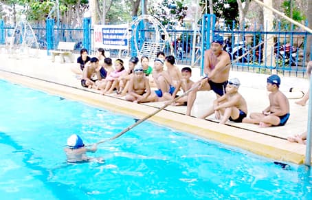Phát động trẻ em toàn quốc học bơi an toàn, phòng, chống đuối nước năm 2018