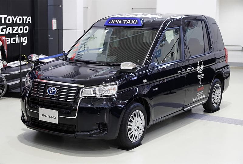Quảng bá hình ảnh đất nước Mặt trời mọc bằng JPN Taxi