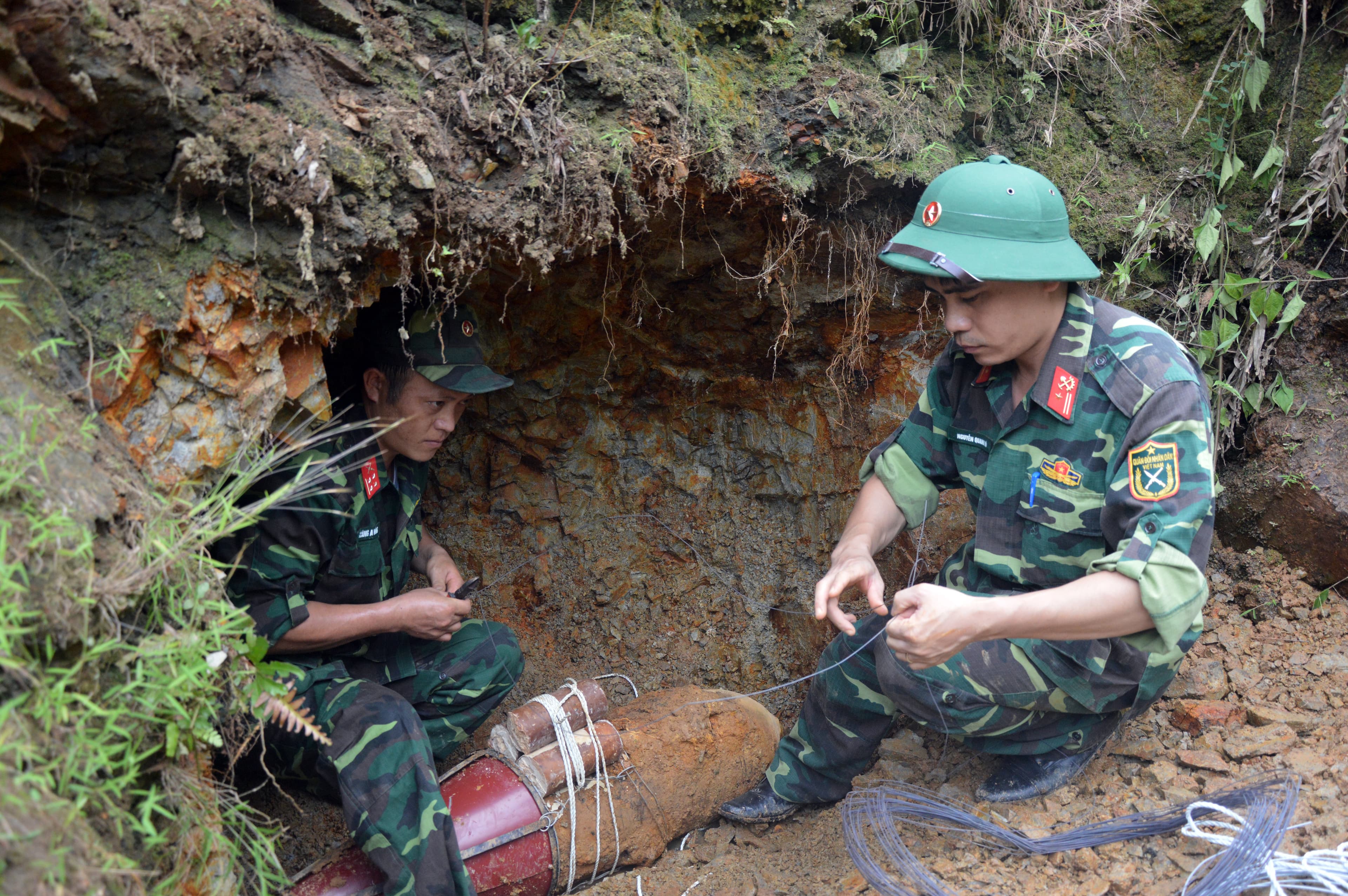 Hủy nổ thành công quả bom nặng 150kg