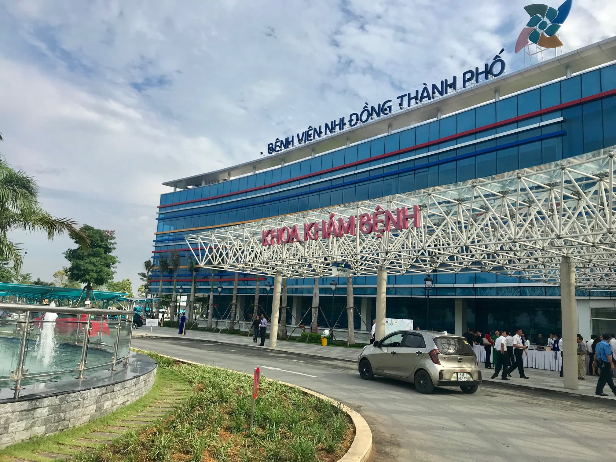 TP Hồ Chí Minh khánh thành bệnh viện Nhi đồng hiện đại nhất phía Nam