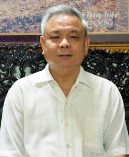 Theo lời Bác Hồ xung trận lập công