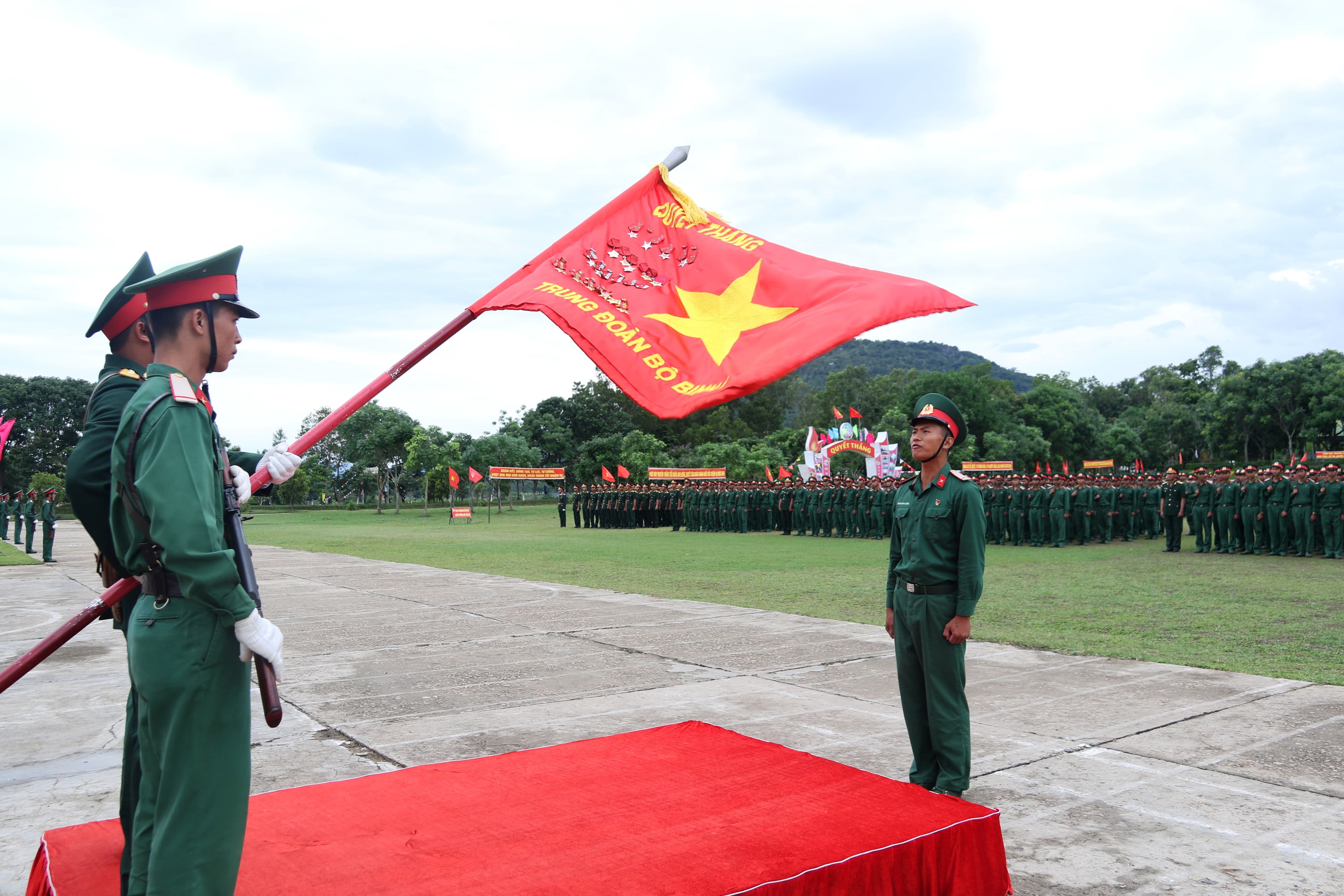 Các đơn vị tổ chức Lễ tuyên thệ chiến sĩ mới năm 2018