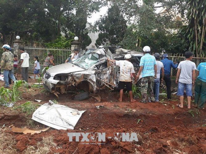 Tai nạn giao thông trên đường Hồ Chí Minh, 6 người thương vong