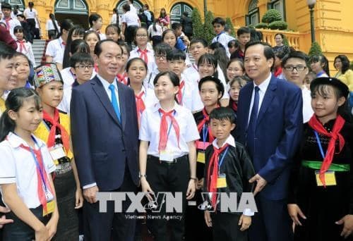 Chủ tịch nước Trần Đại Quang gặp mặt trẻ em có hoàn cảnh đặc biệt toàn quốc