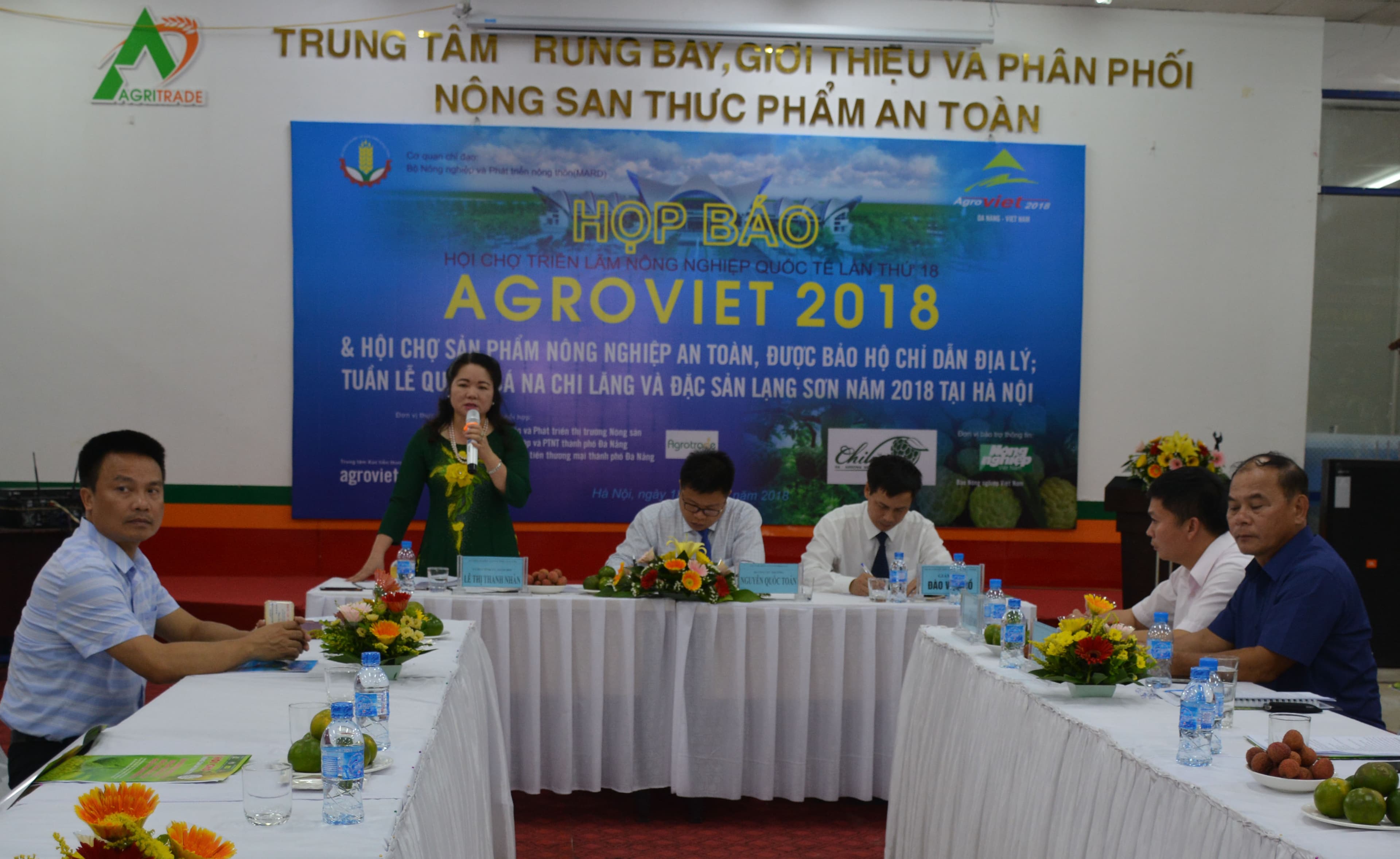 180 gian hàng trưng bày tại Hội chợ Nông nghiệp quốc tế lần thứ 18