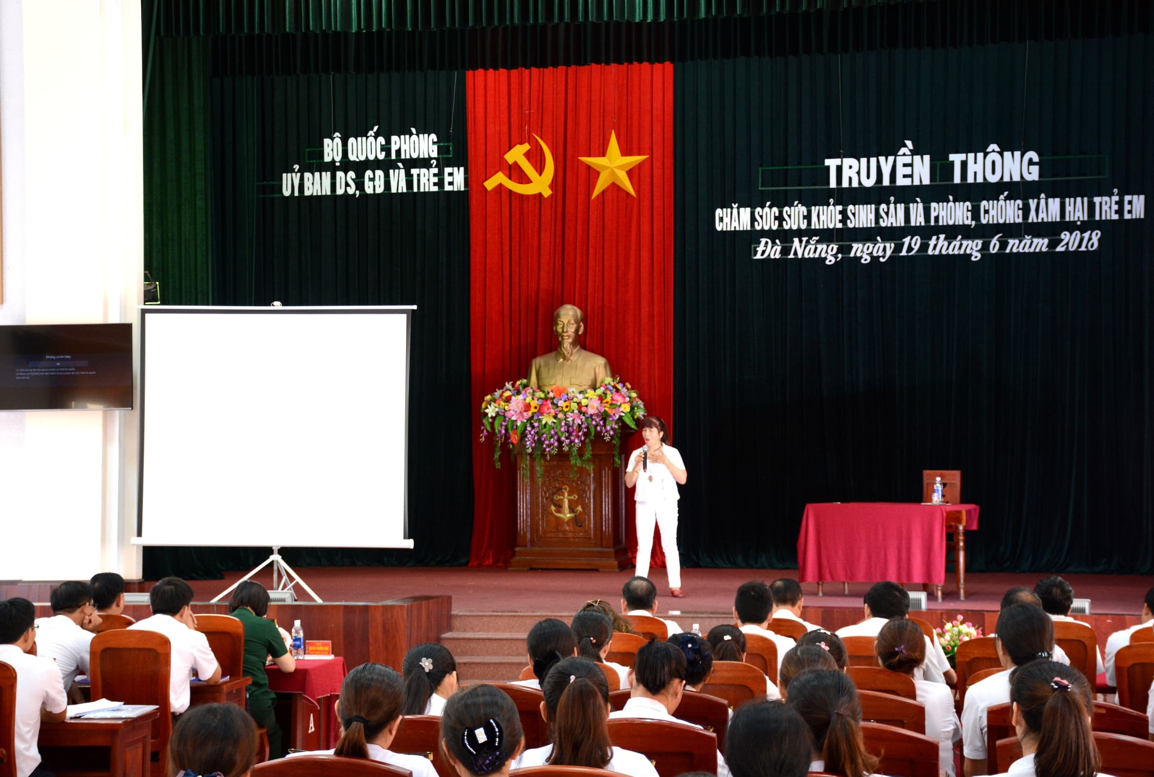 Nâng cao kiến thức chăm sóc sức khỏe sinh sản và phòng, chống xâm hại trẻ em