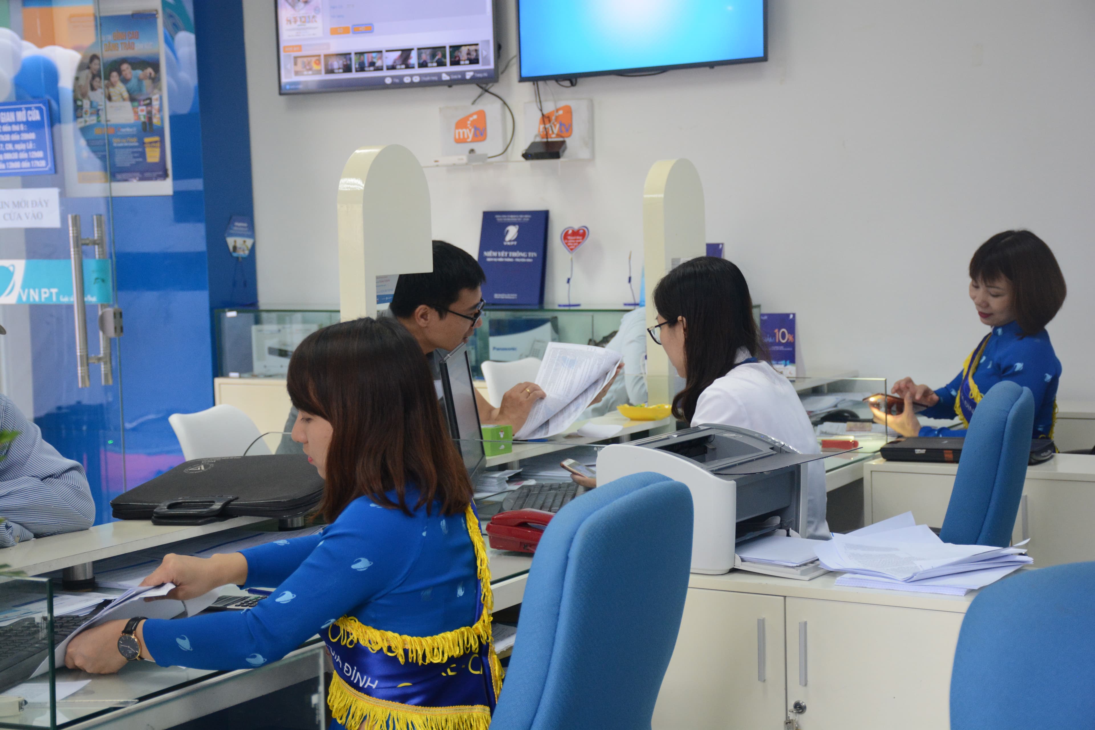 Cảnh báo cuộc gọi lừa đảo khách hàng