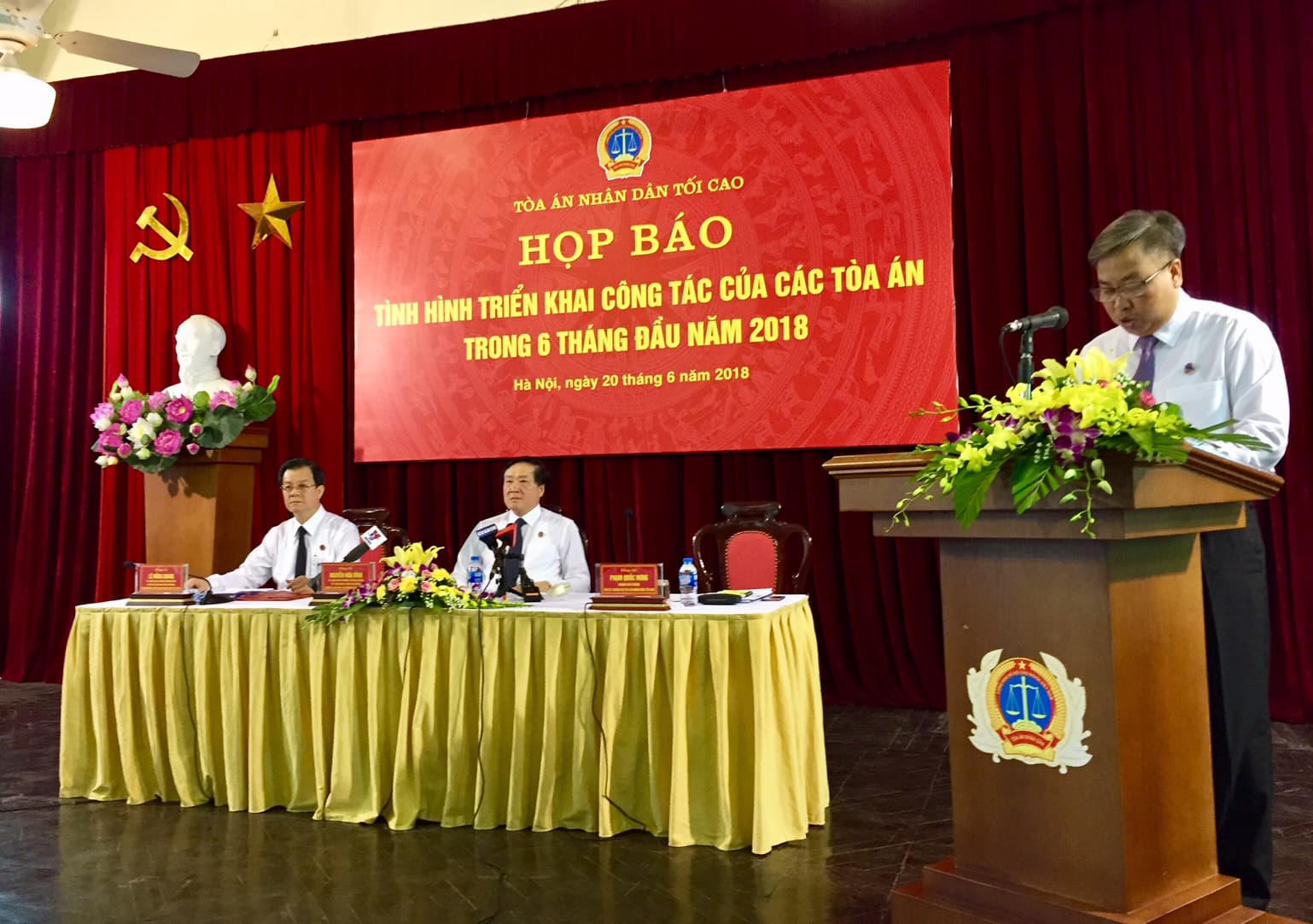 Xét xử các vụ án tham nhũng được xã hội đồng tình ủng hộ