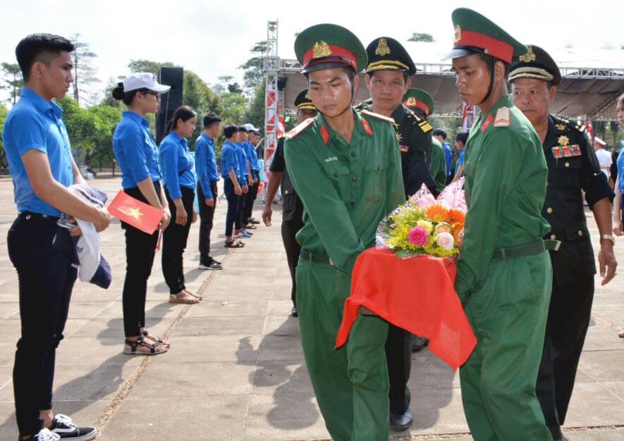 Quân khu 5 tổ chức hội nghị rút kinh nghiệm công tác tìm kiếm, quy tập hài cốt liệt sĩ