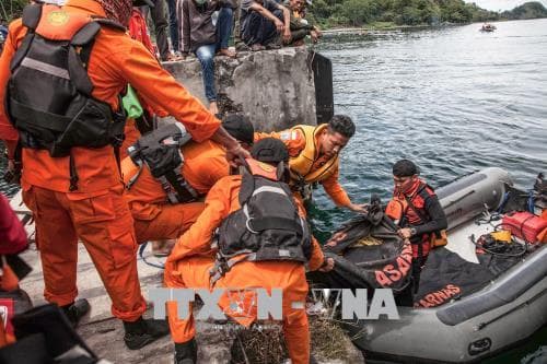 Indonesia sử dụng công nghệ tiên tiến tìm kiếm nạn nhân vụ chìm tàu ở hồ Toba