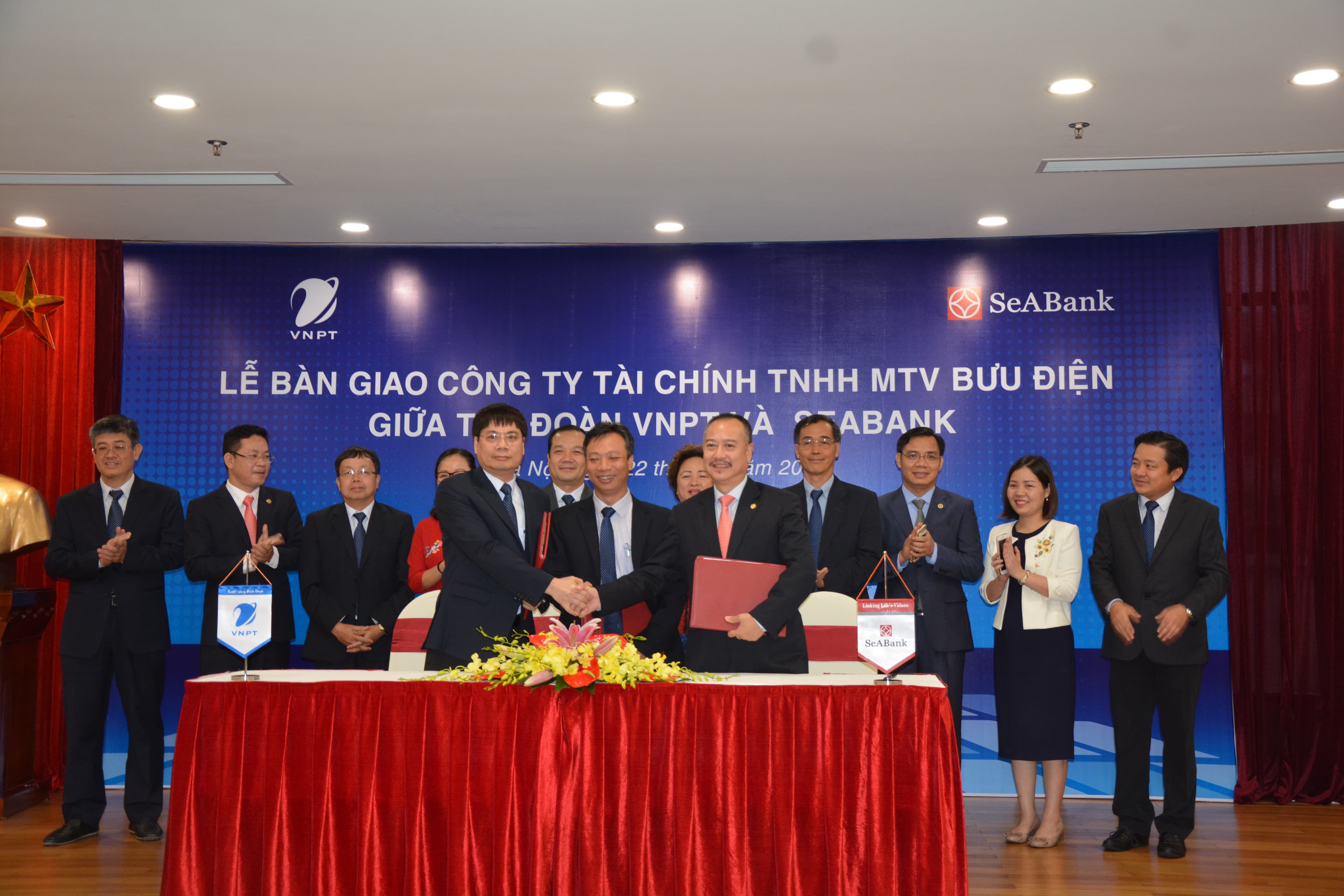 Công ty PTF chính thức được bàn giao từ Tập đoàn VNPT sang Ngân hàng SeABank
