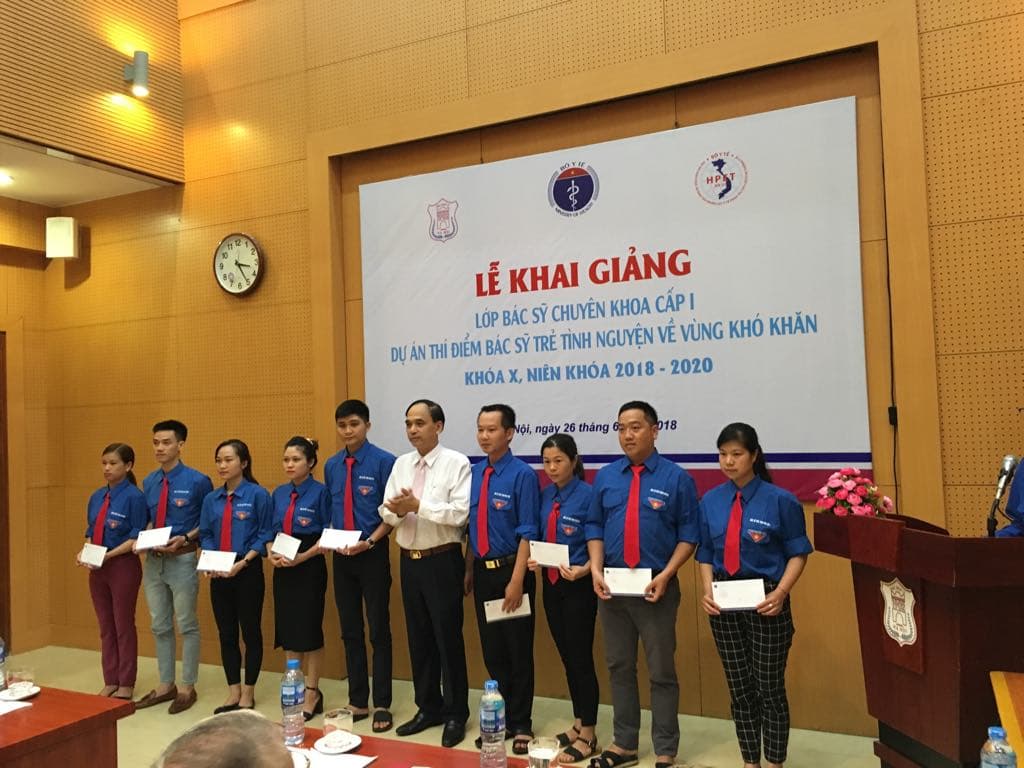 Khai giảng lớp bác sĩ chuyên khoa I thuộc Dự án Bác sĩ trẻ tình nguyện công tác tại vùng khó khăn, biên giới, hải đảo