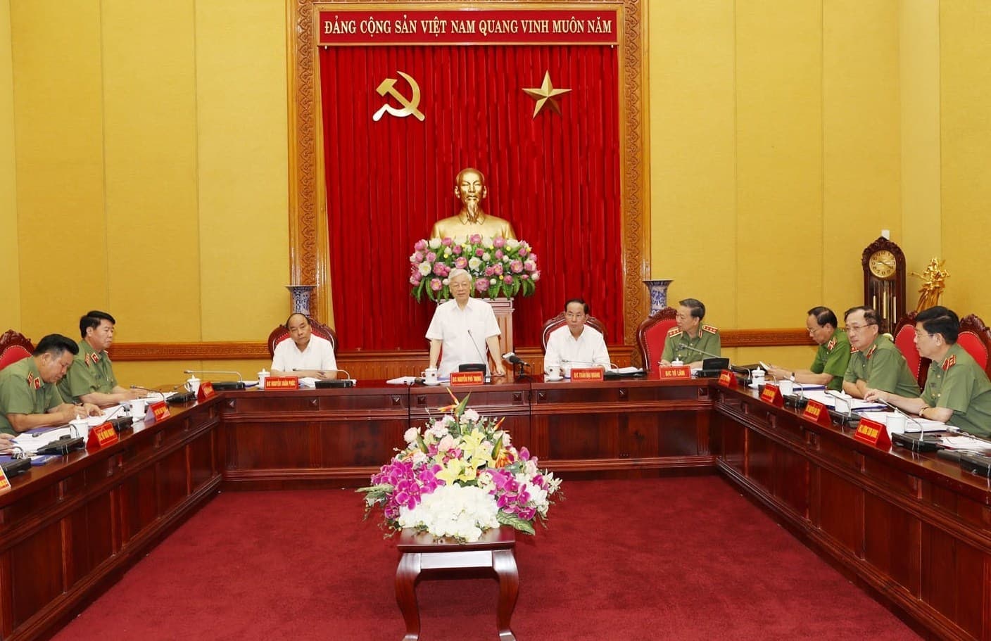 Lực lượng công an thực hiện thật tốt lời Bác Hồ dạy Công an nhân dân