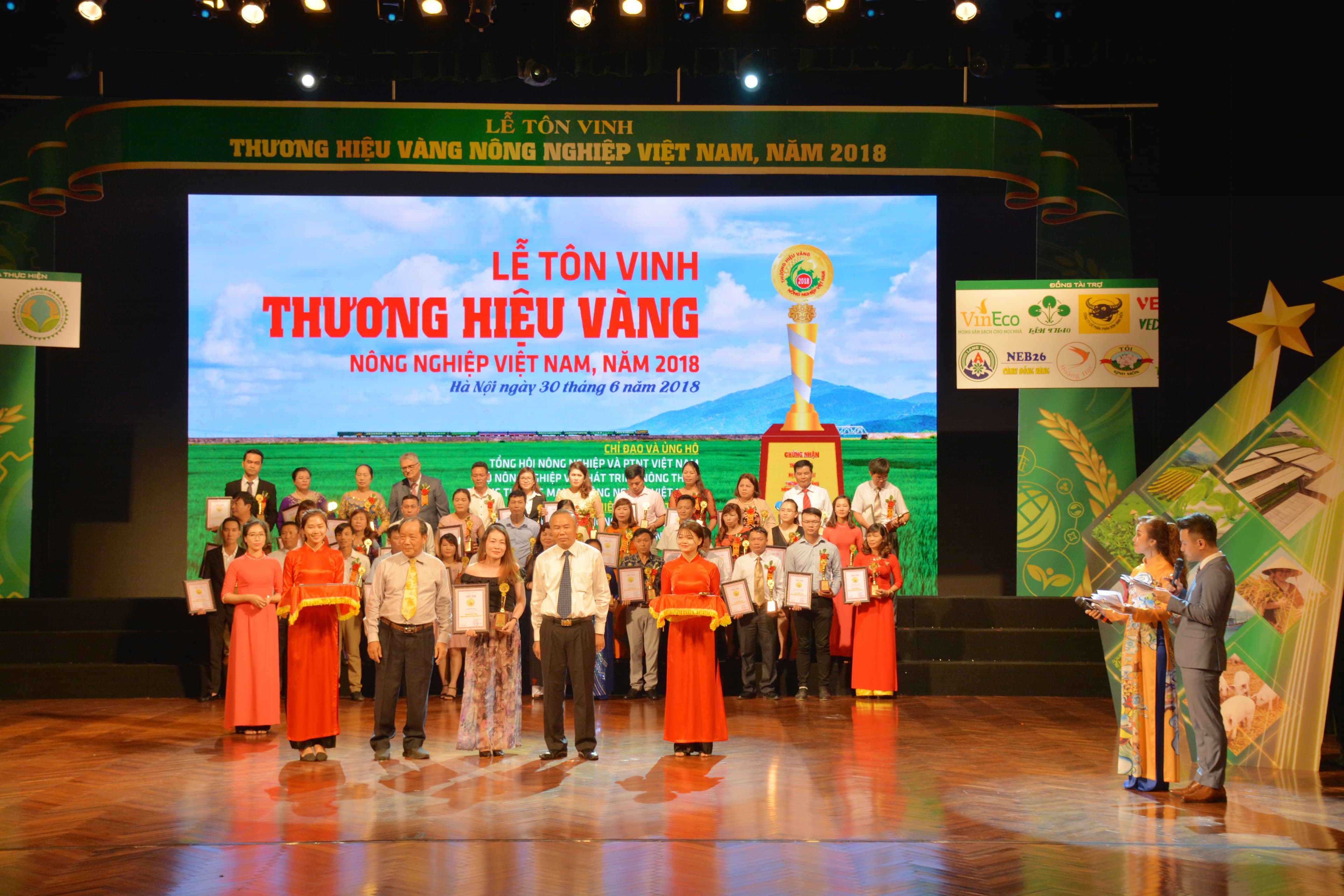 Trao danh hiệu Thương hiệu vàng nông nghiệp Việt Nam năm 2018