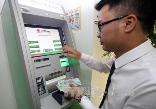 Chính sách nổi bật từ 1-7: Tăng lương cơ sở, quy định mới về giá khám chữa bệnh bảo hiểm y tế