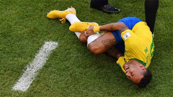 Neymar rộng đường tới Hollywood