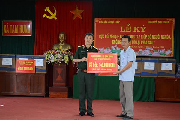 Cục Đối ngoại chung tay vì người nghèo