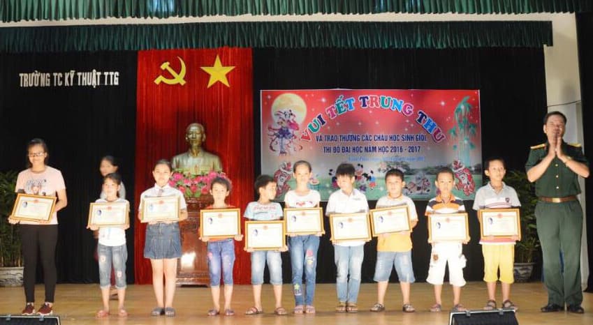 Giúp cha mẹ nuôi dạy con tốt