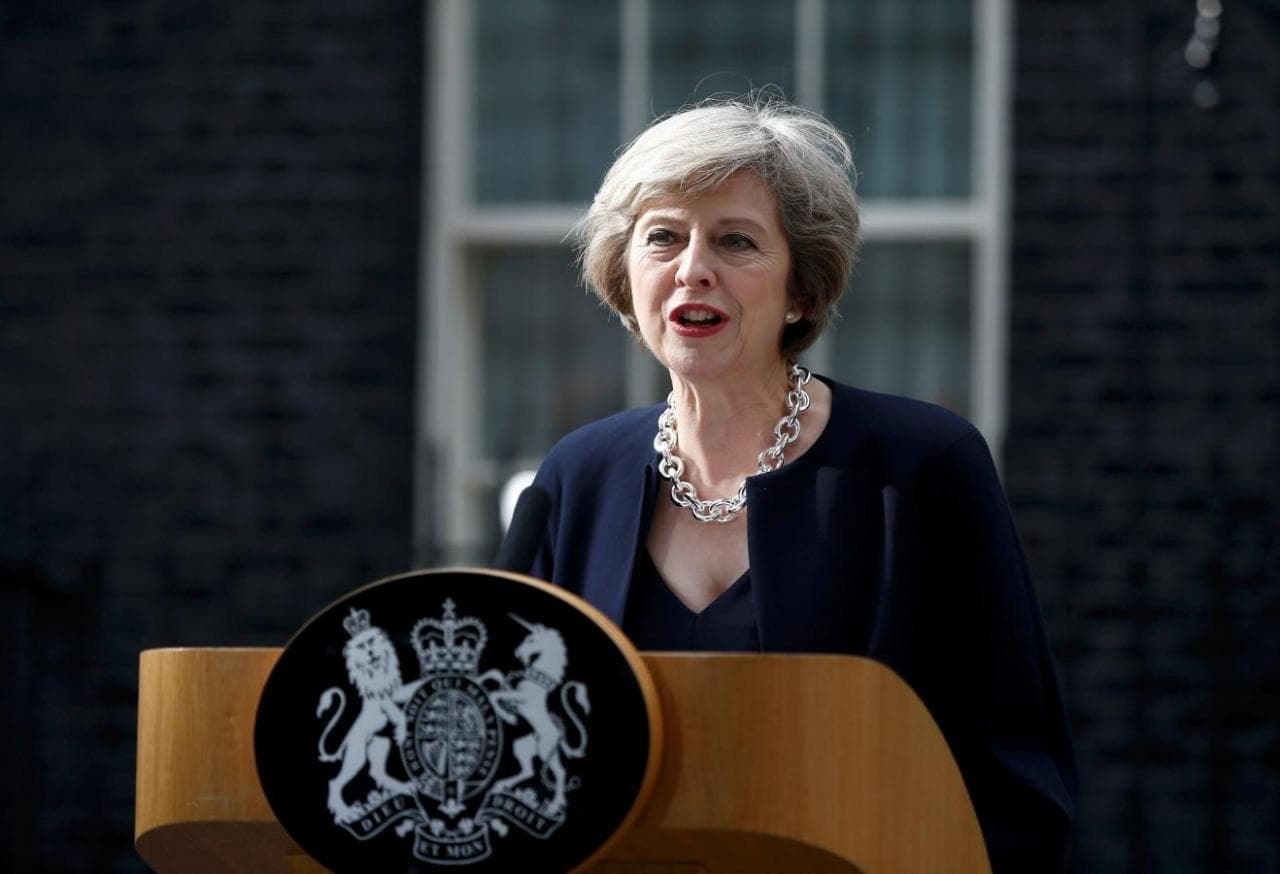 Thủ tướng Anh quyết tâm bảo vệ kế hoạch Brexit