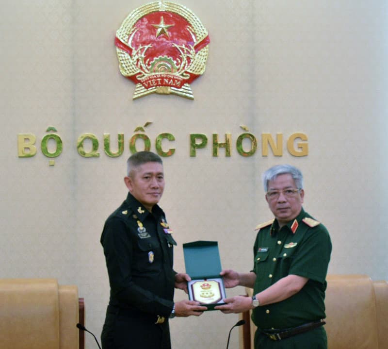 Việt Nam coi trọng quan hệ quốc phòng với Thái Lan