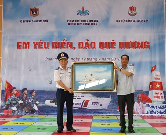 Lan tỏa tình yêu biển, đảo quê hương