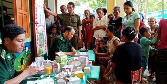 Các đơn vị, địa phương tích cực giúp dân khắc phục hậu quả sau mưa lũ
