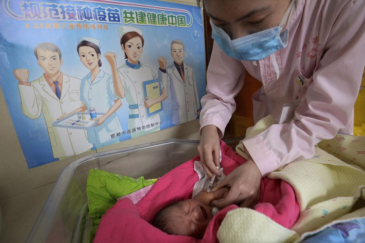 Bê bối vaccine giả tại Trung Quốc: Chỉ thị điều tra khẩn cấp và toàn diện
