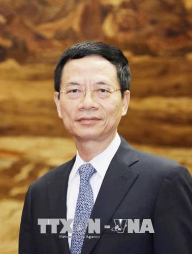 Thủ tướng Chính phủ quyết định giao quyền Bộ trưởng Bộ Thông tin và Truyền thông đối với ông Nguyễn Mạnh Hùng