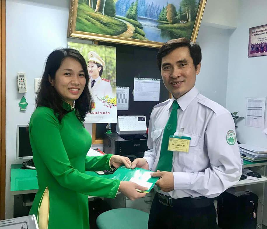 Tập đoàn Mai Linh tìm hành khách bỏ quên tài sản giá trị lớn trên xe taxi