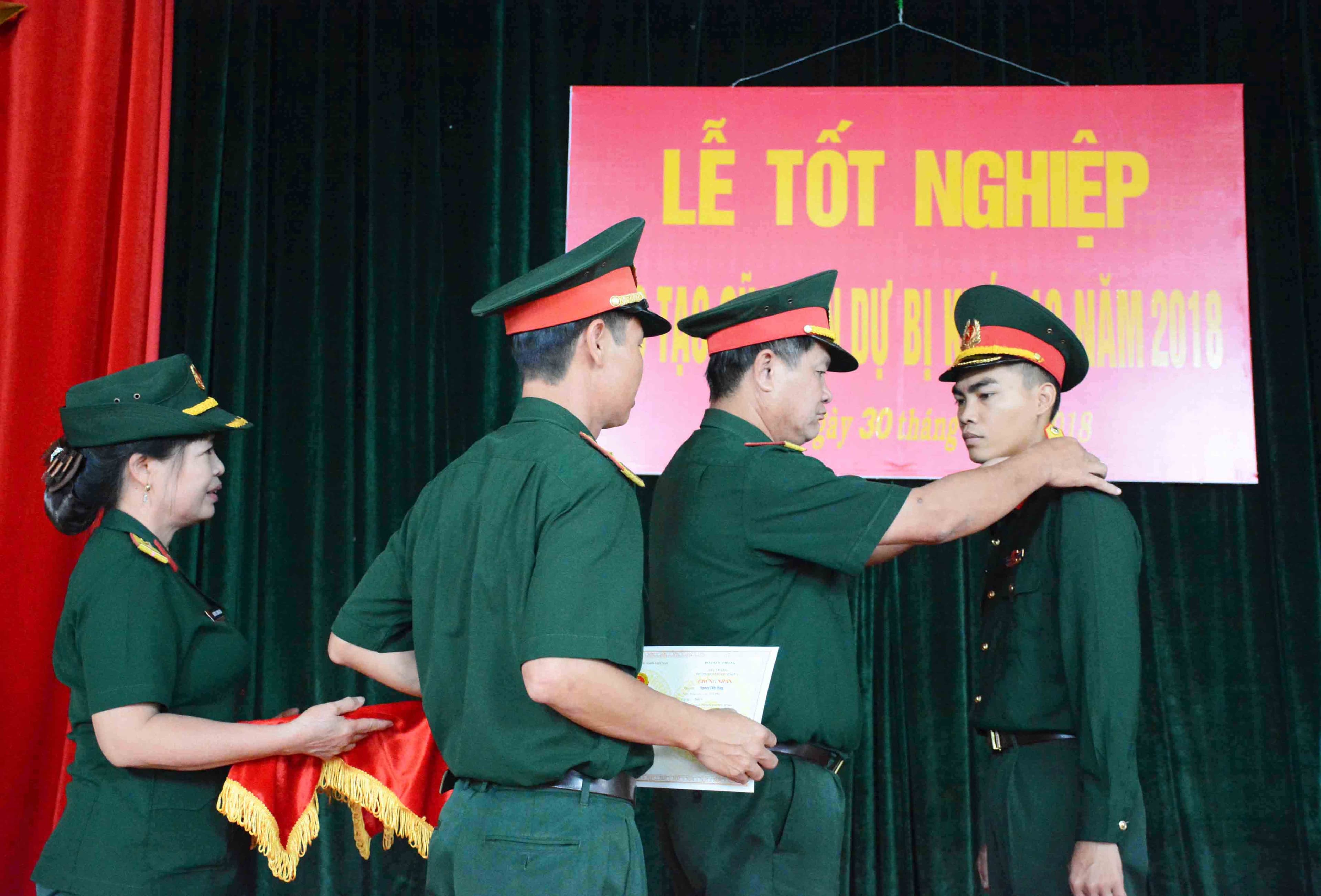 Gia Lai: Bế giảng lớp đào tạo sĩ quan dự bị khóa 10