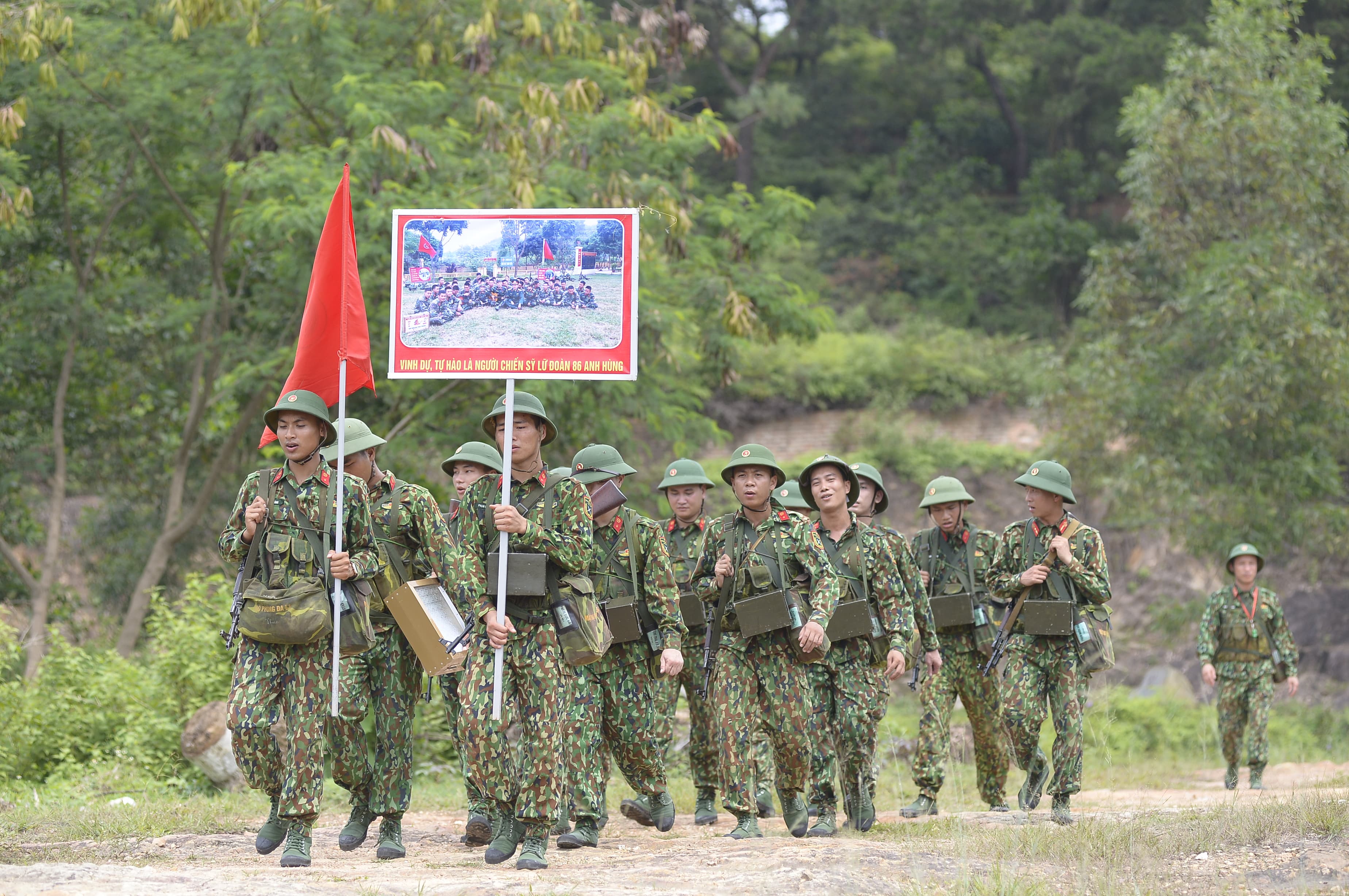 Tập 4: Sao nhập ngũ - Bước chuyển