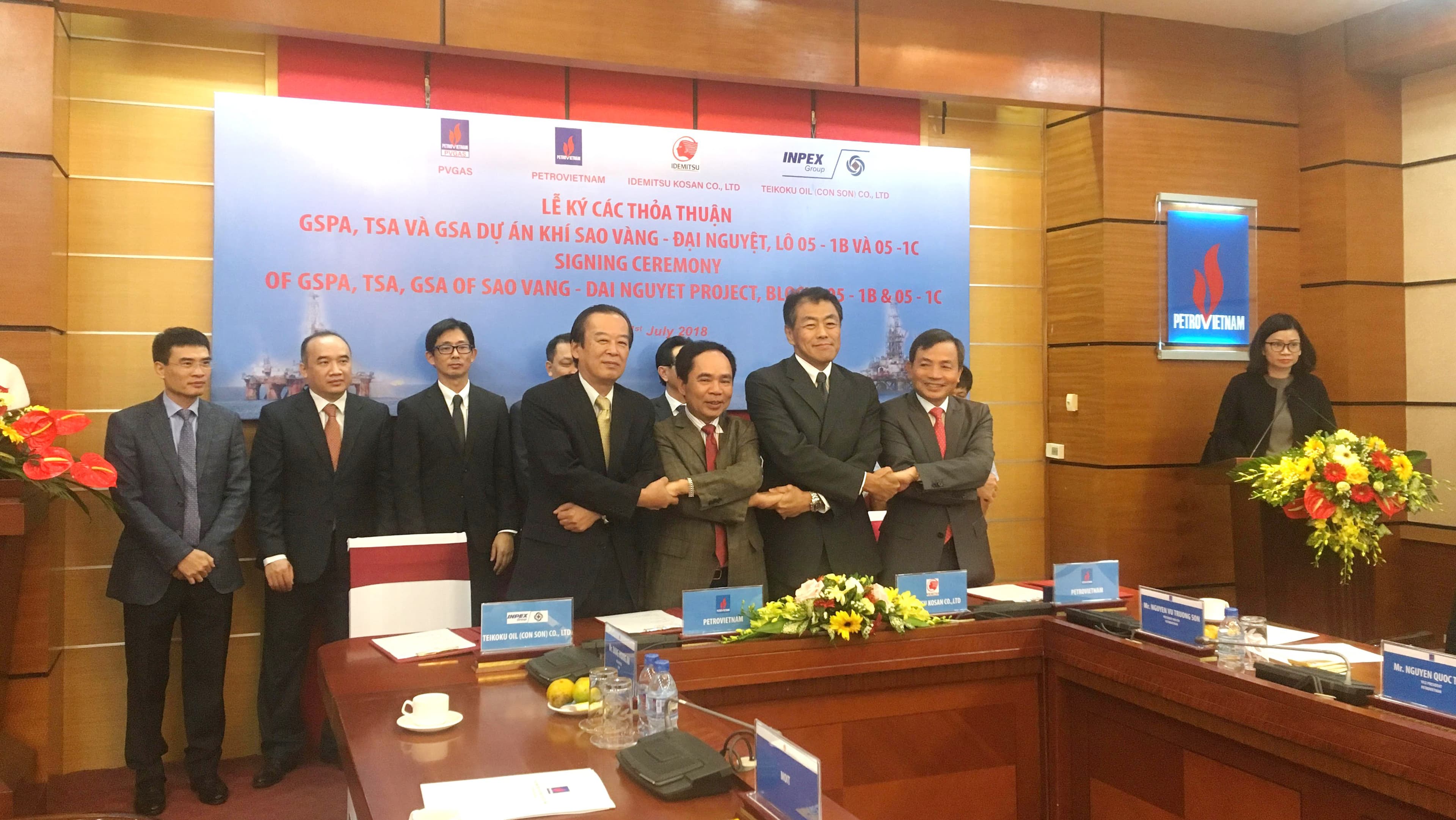 Lễ ký các thỏa thuận Hợp đồng mua bán khí và Hợp đồng đấu nối Dự án khí Mỏ Sao Vàng-Đại Nguyệt