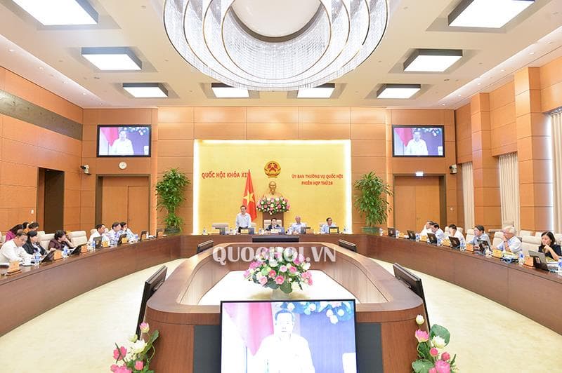 Chọn lựa phương án nào để xử lý tài sản tham nhũng?