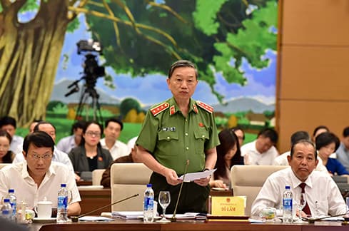 Hành vi gian lận thi cử, tội phạm công nghệ cao được quan tâm trong phiên chất vấn Bộ trưởng Bộ Công an Tô Lâm