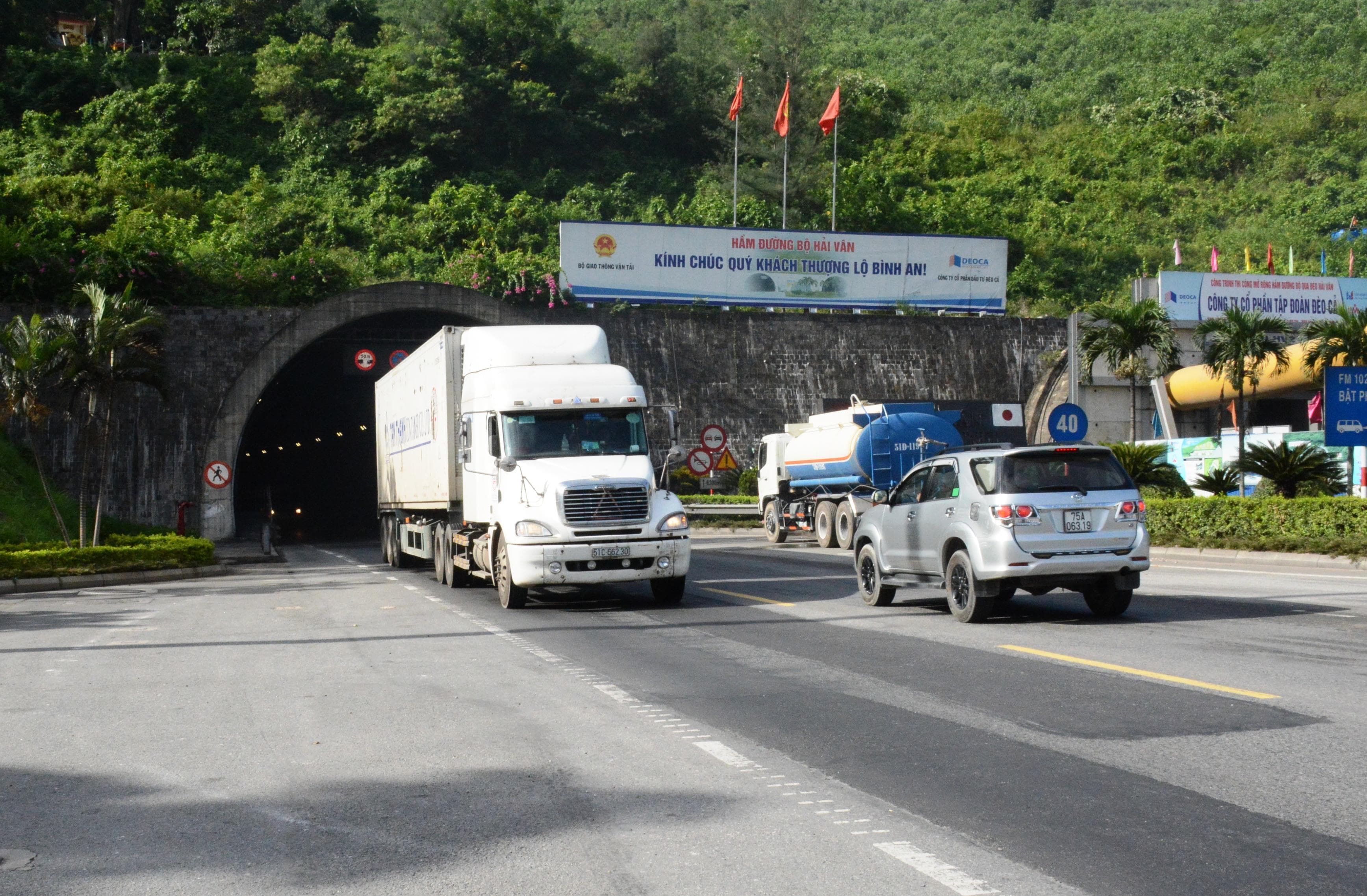 Tháo gỡ "điểm nghẽn" bảo đảm tiến độ