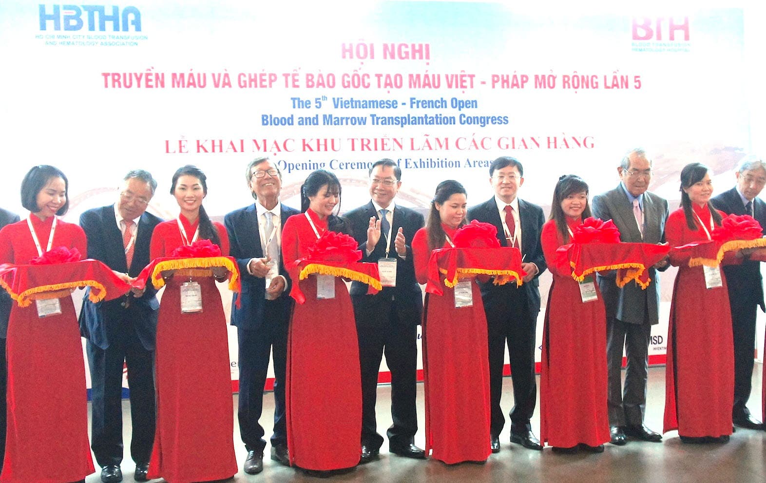 500 đại biểu tham dự hội nghị truyền máu và ghép tế bào gốc Việt-Pháp lần 5