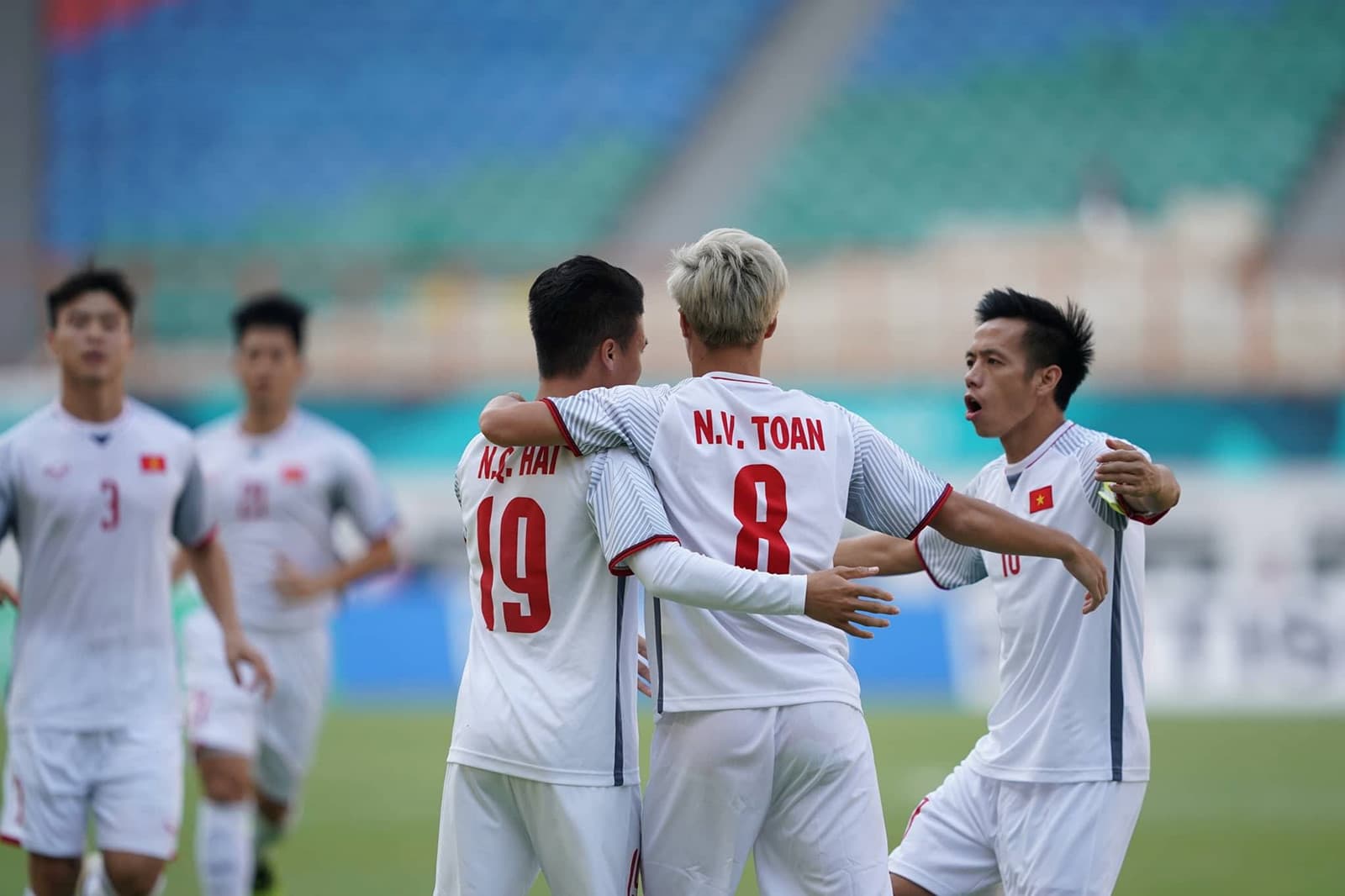 Thắng Nhật Bản, Olympic Việt Nam nhất bảng tại ASIAD 2018