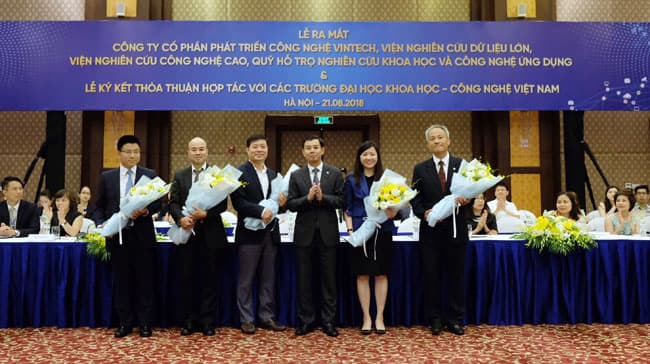 Vingroup công bố định hướng trở thành tập đoàn công nghệ