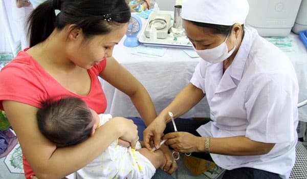 Dịch sởi bùng phát tại nhiều quốc gia có tỷ lệ tiêm phòng thấp