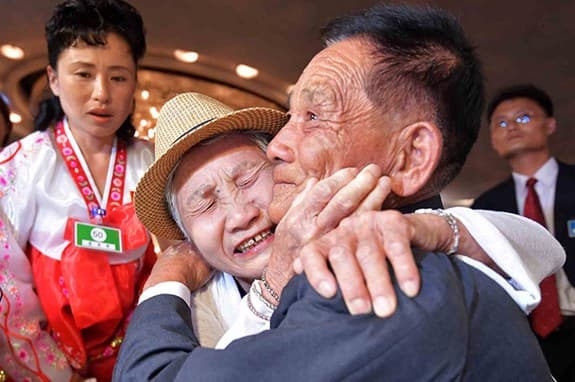 Thế giới tuần qua: Nốt thăng, nốt trầm