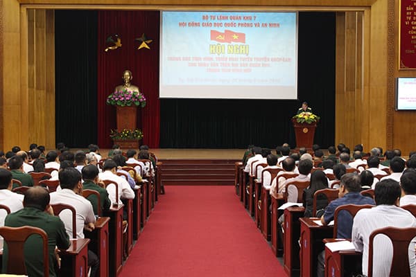 Triển khai 9 chuyên đề tuyên truyền kiến thức quốc phòng an ninh cho nhân dân