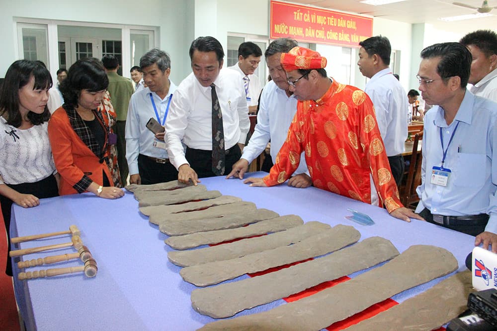 Bình Phước công bố bảo vật quốc gia đàn đá thời tiền sử