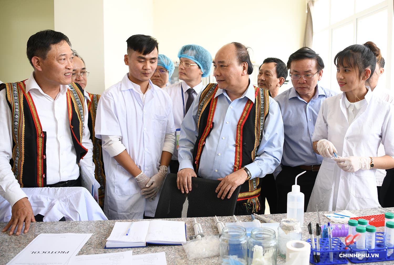 Thủ tướng Nguyễn Xuân Phúc: Sâm Ngọc Linh là quốc bảo của Việt Nam