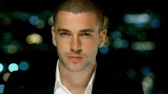 Ca sĩ Shayne Ward sẽ trở lại Việt Nam biểu diễn vào tháng 10