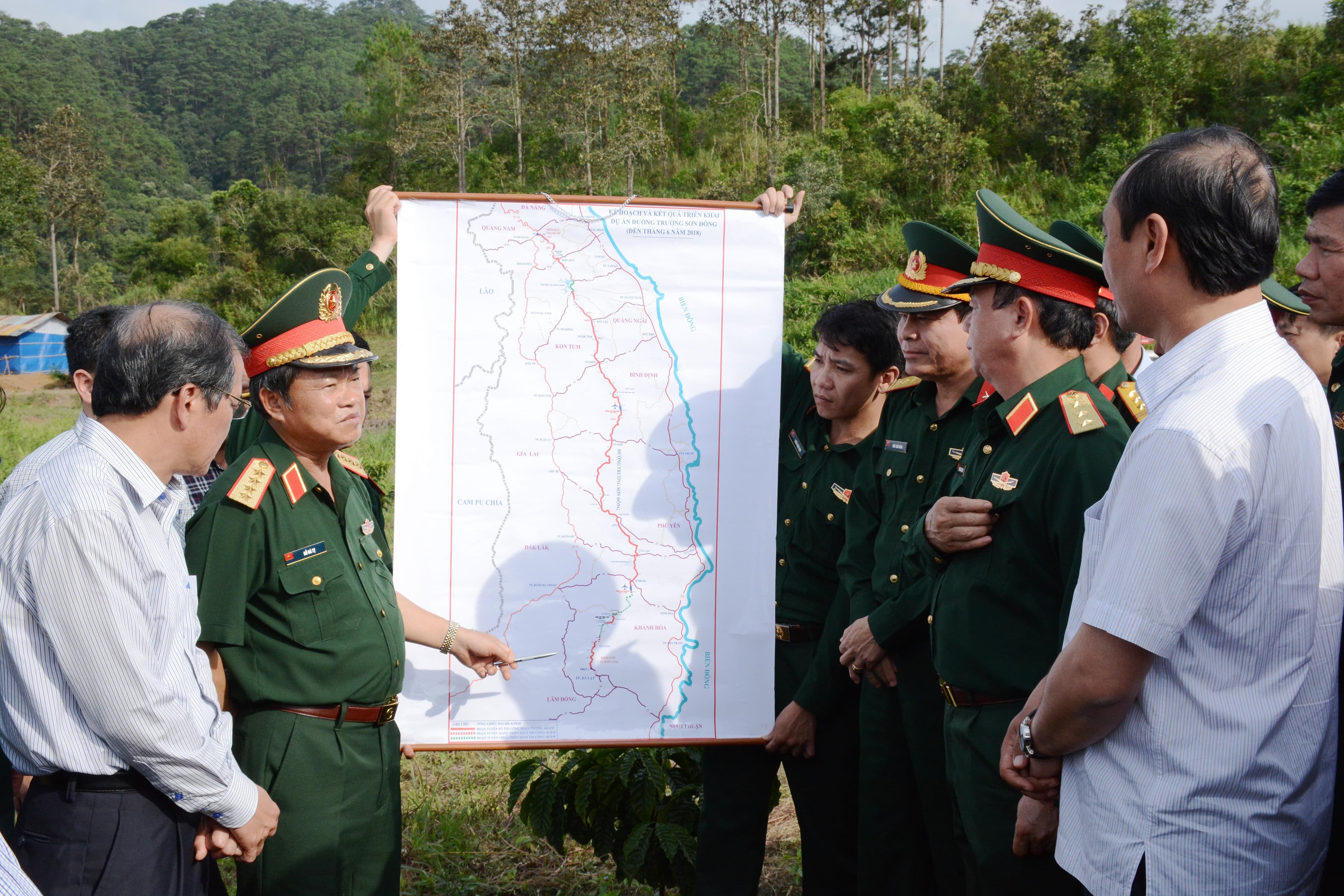 Kết nối giao thông, thúc đẩy phát triển kinh tế-xã hội miền Trung-Tây Nguyên