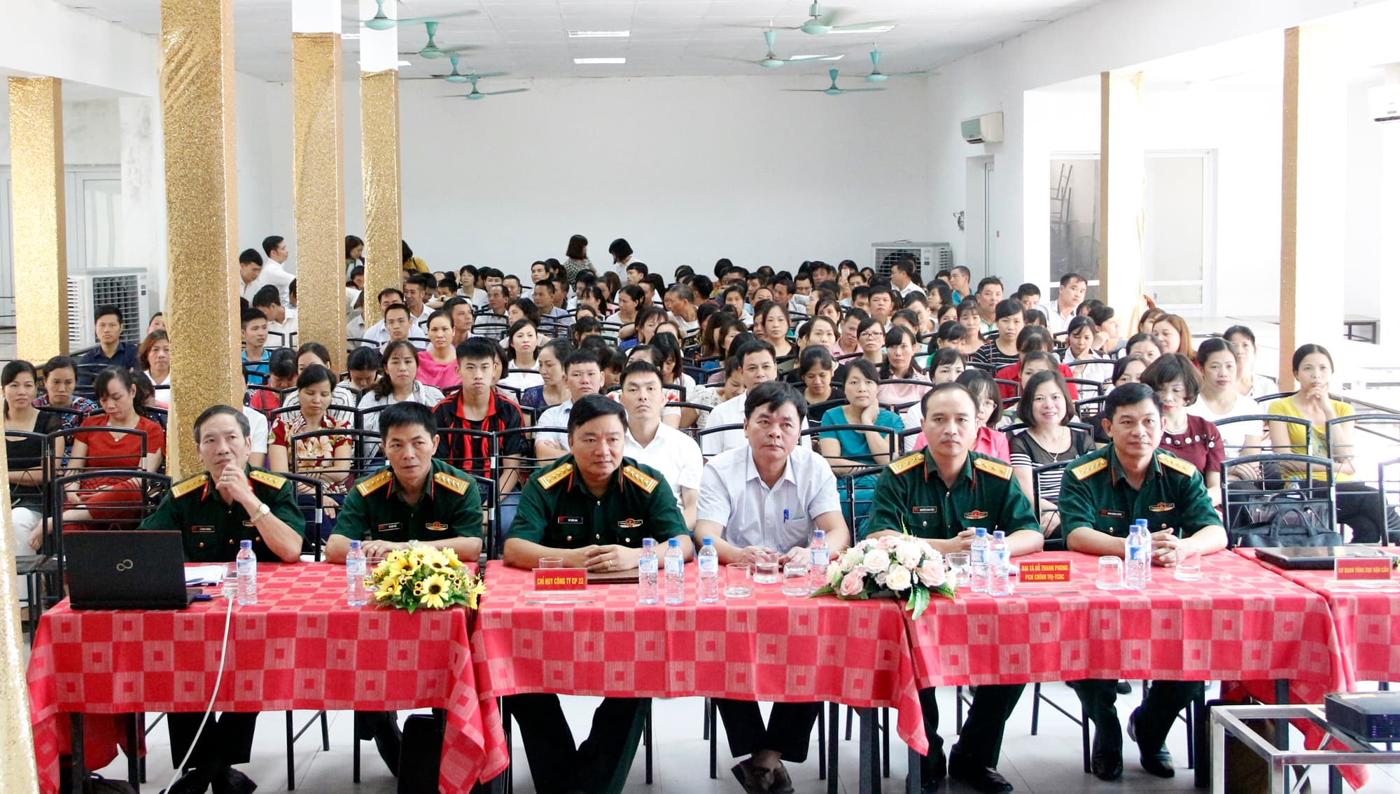 Phổ biến giáo dục pháp luật cho cán bộ, nhân viên Công ty Cổ phần 22