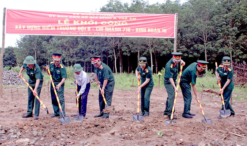 Khởi công xây dựng điểm trường mầm non ở xã biên giới Ia Đal